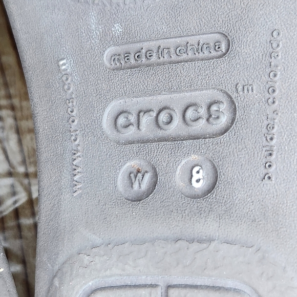 Crocs Women's Size US 8 Rhonda Wedge Strappy‎ Sandal Slip On Logo Brown Comfy - Picture 5 of 6